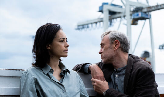 05_GELBE-BRIEFE-4-©EllaKnorz_ifProductions_Alamode-Film.jpg 05_GELBE-BRIEFE-4-©EllaKnorz_ifProductions_Alamode-Film.jpg