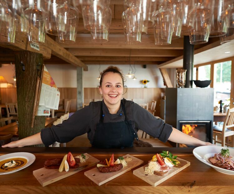 Baerenstadl_LL19_2015_MarcelHagen (3) Baerenstadl_LL19_2015_MarcelHagen (3)