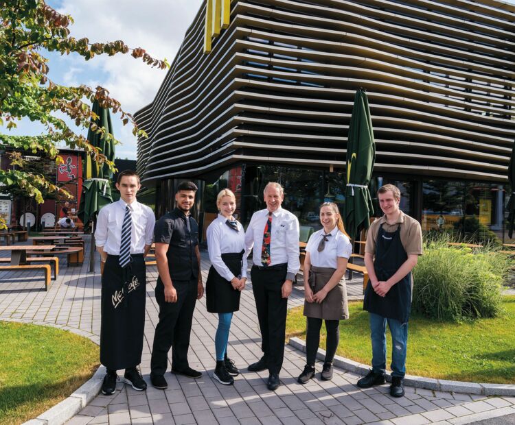 Gruppenbild Mc Donalds Gruppenbild Mc Donalds