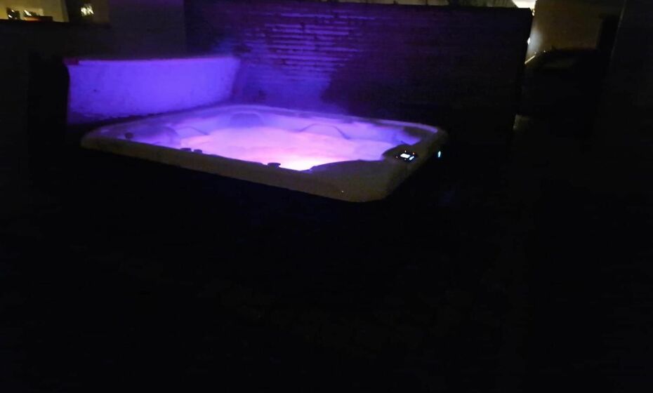 Ferienhaus 80er Liebe mit Whirlpool