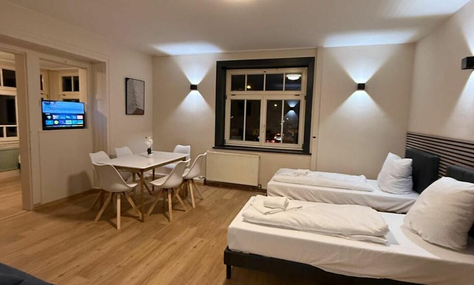 CROWN LIVING Villa Blumenau Studios, SmartTV, Parkplatz CROWN LIVING Villa Blumenau Studios, SmartTV, Parkplatz