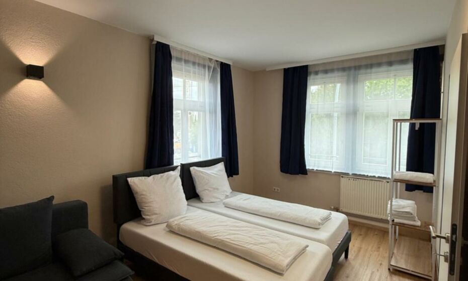 CROWN LIVING Villa Blumenau Studios, SmartTV, Parkplatz