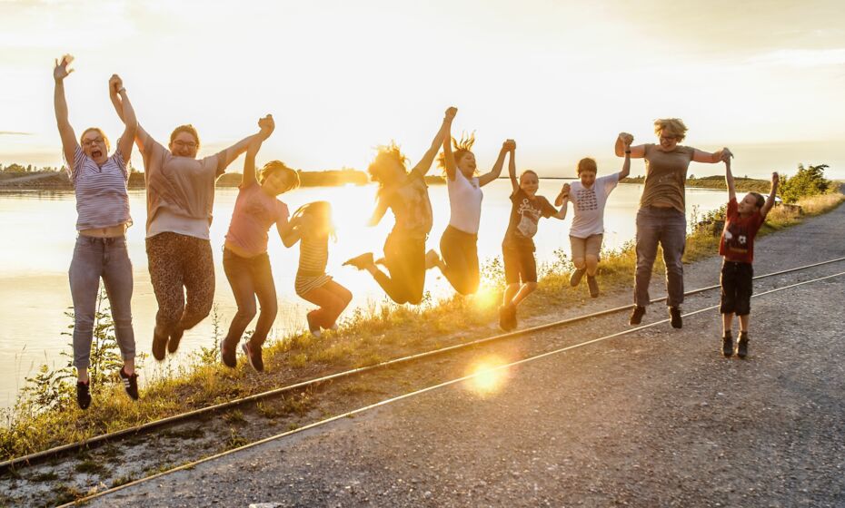 Fotoclub Hard - Rhein-Schauen Kinder und Jugendliche an der Rheinmündung