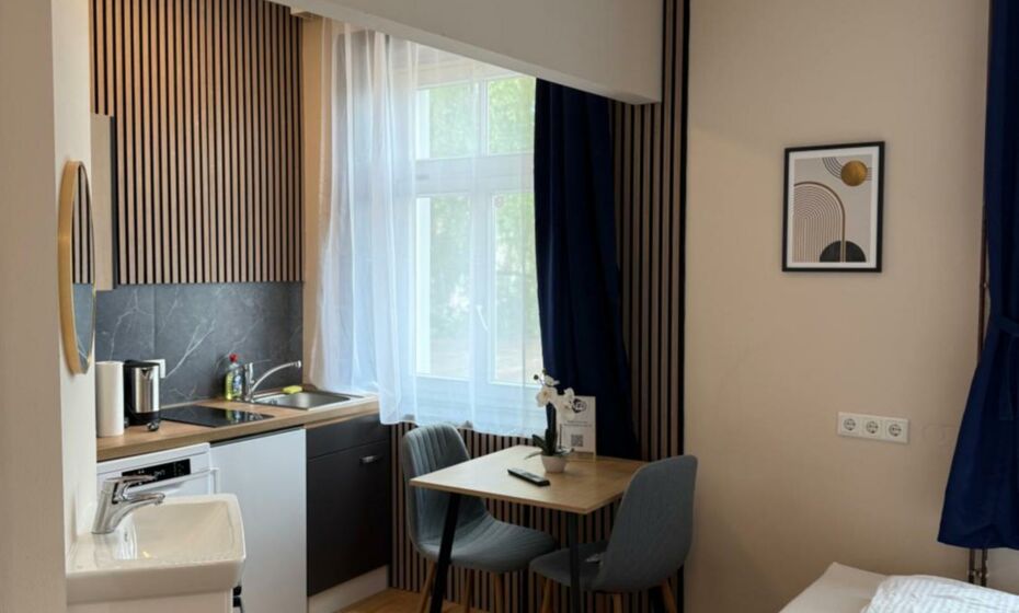 CROWN LIVING Villa Blumenau Studios, SmartTV, Parkplatz CROWN LIVING Villa Blumenau Studios, SmartTV, Parkplatz